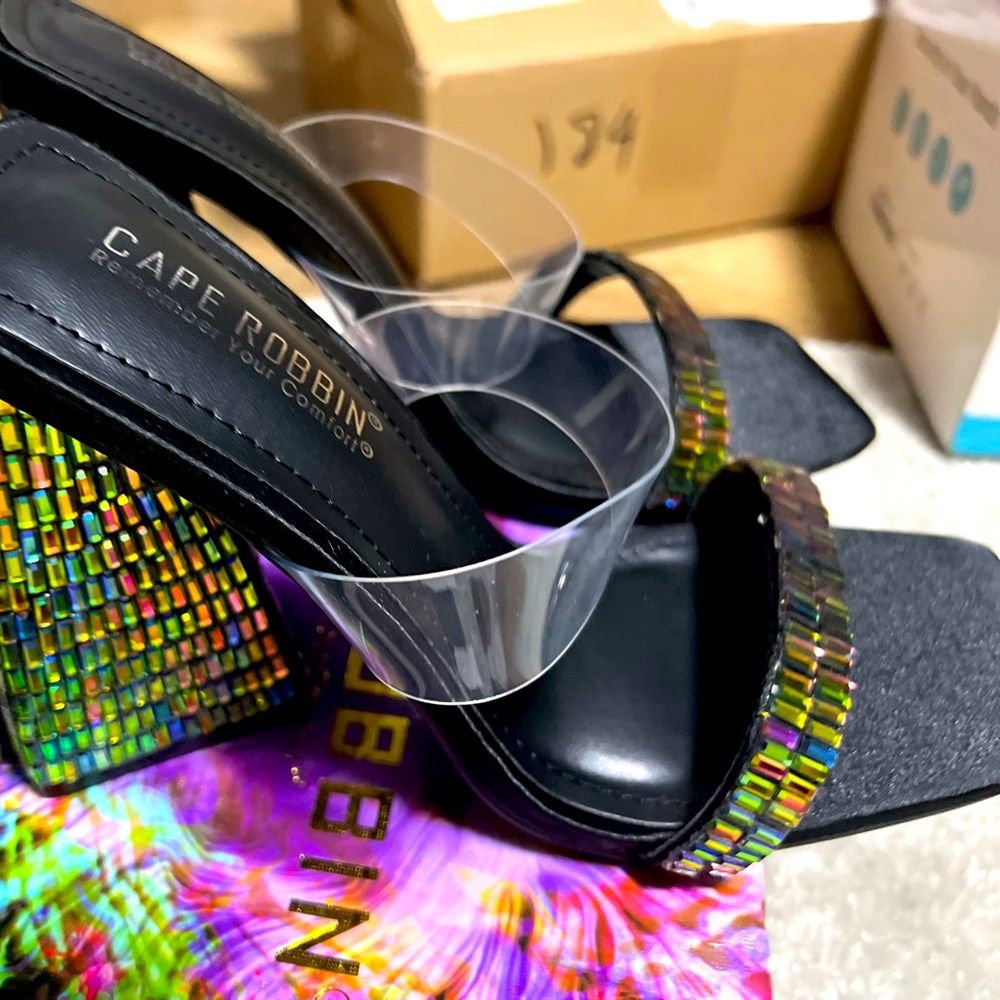 Cape Robbin sandals brand new with box